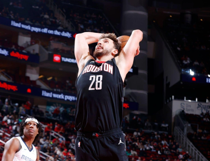 杜兰特申京合砍66分，火箭守住西部第四！但一战也出现两个隐患
